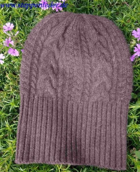 100% Yak-Wolle Mütze dunkelbraun mit Zopfmuster